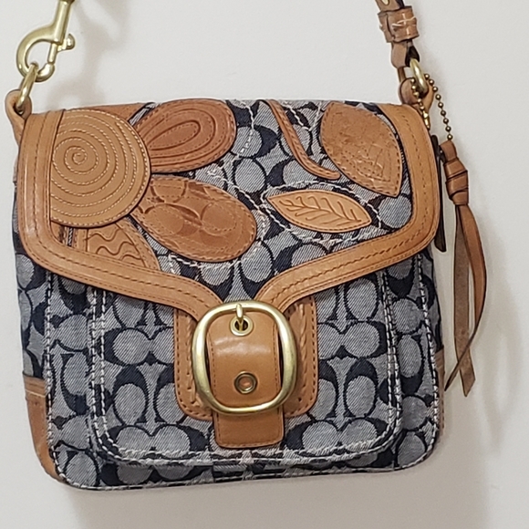Limited Edition Coach Floral Bleecker Tooled Signature Jacquard Shoulder Bag - Picture 3 of 14